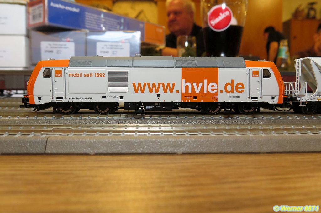 W139_BR 246 010-3 TRAXX; HVLE; Ep. VI; exklusiv Abo/Tillig_02