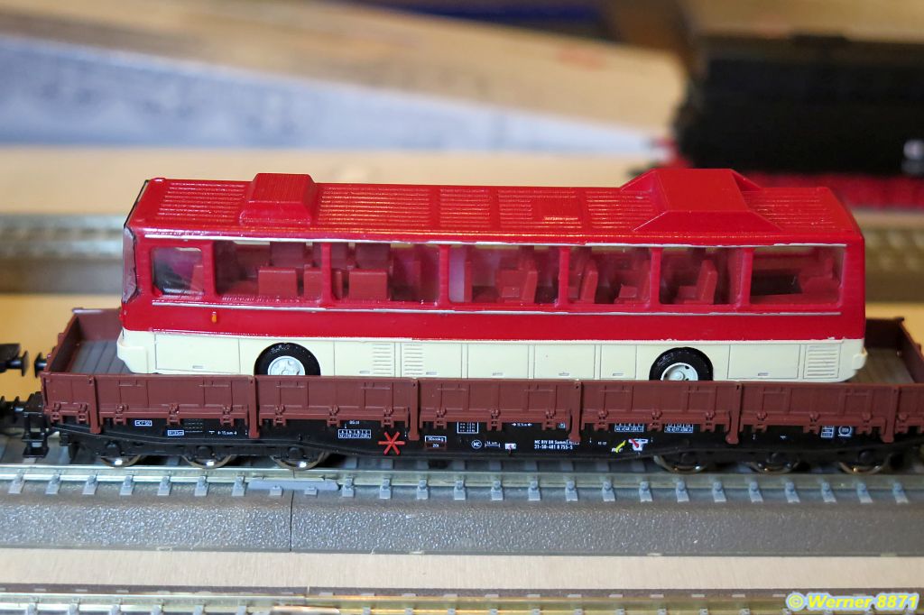 W140_Angebl. Bus der Stasi Ikarus, rot-beige, Sitze rot, Typ 250.60; 3d-Druck, '120bernd'