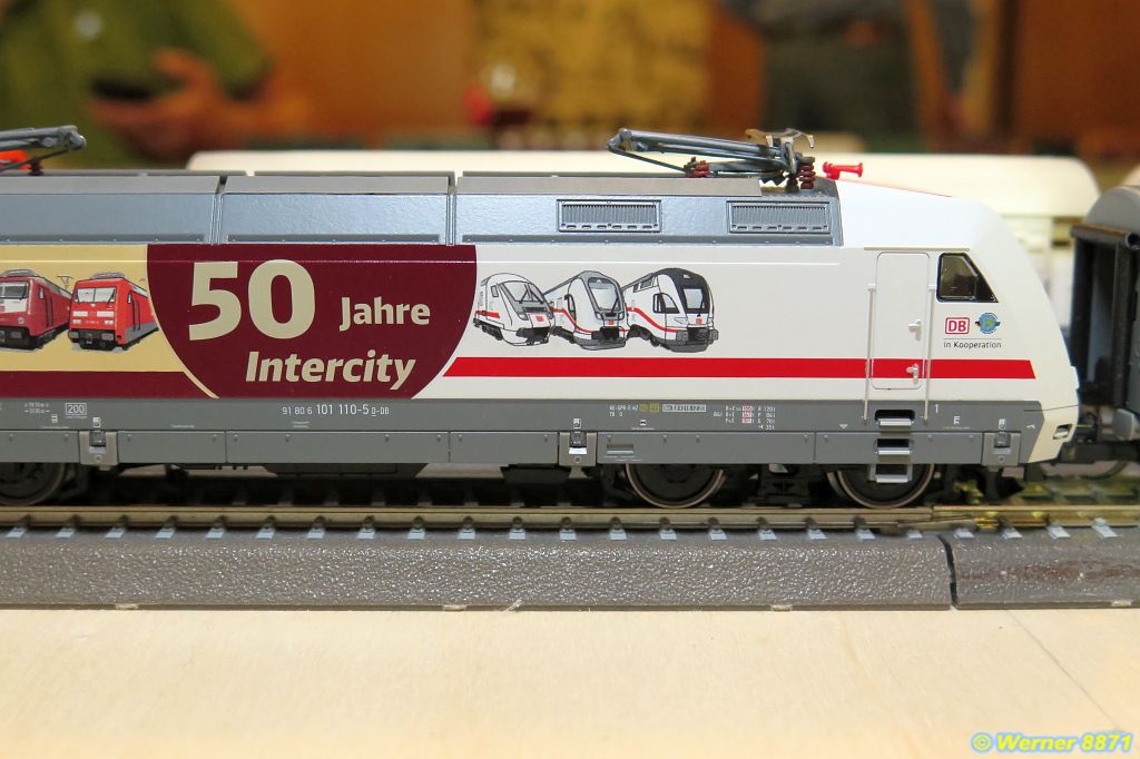 W033_E-Lok 101 110-5, '50 Jahre Intercity'; DBAG; Ep. VI; elriwa + Tillig_03