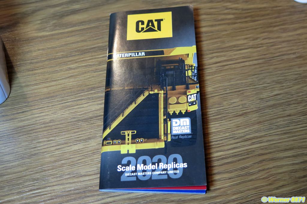 W075_Caterpillar CAT 745 Baustellen-Truck; Metallmodell_03