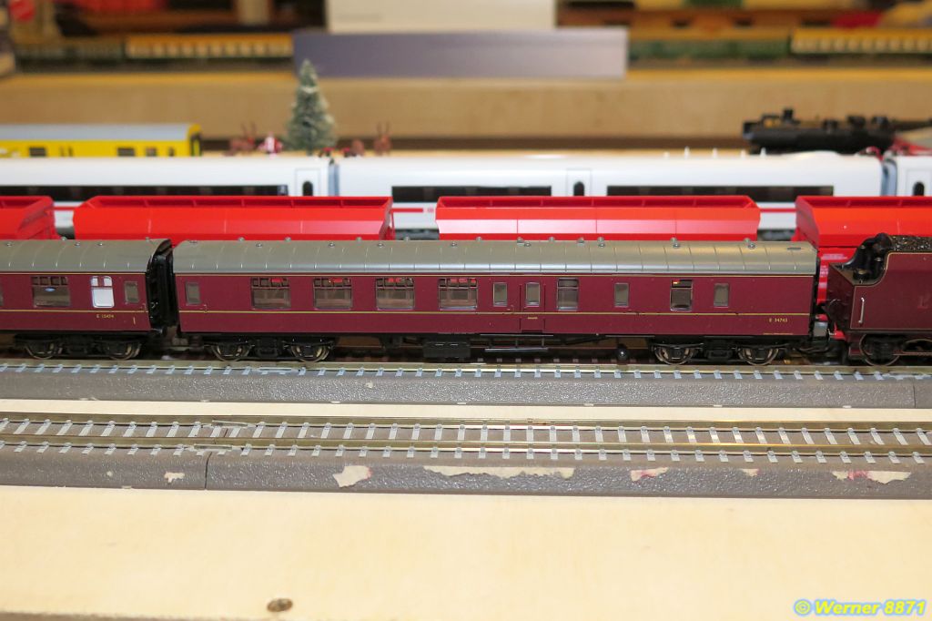 W118_"Hogwarts-Express" von Hornby_05