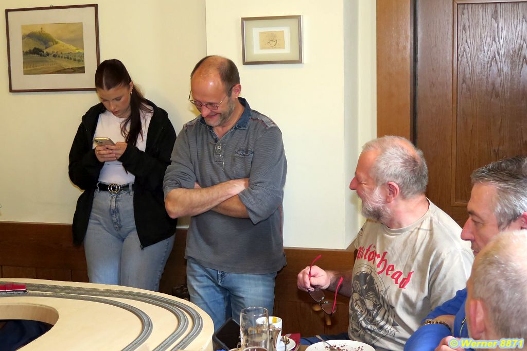 W015_Tischrundgang_11