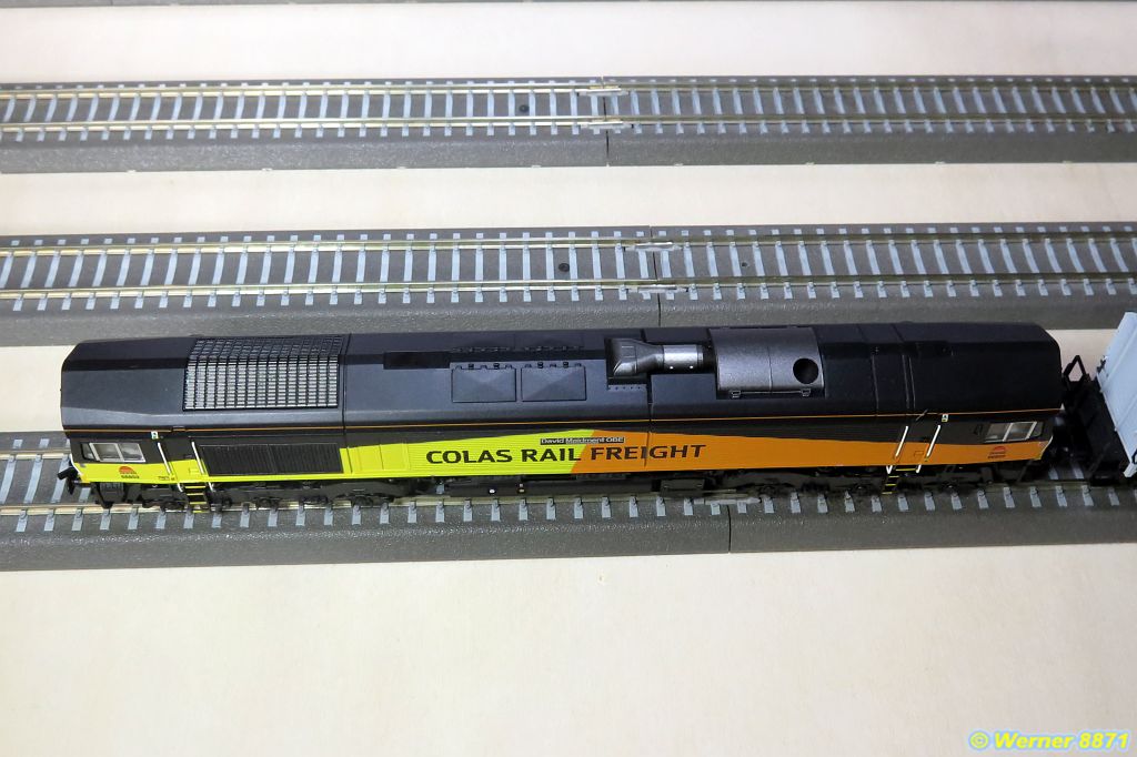 W047_BR Class 66, 66850, 'David Maidment OBE'; Colas Rail; Ep. VI; HORNBY_02