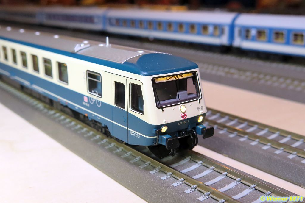 W106_BR 628 102, blau-beige; DBAG; Ep. V; Donnerbüchse / KRES_03
