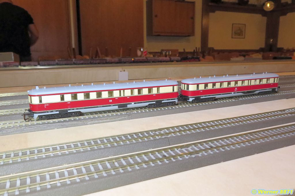 W158_BR 185 018 + 195 617; DR; Ep. IV; Tillig_01
