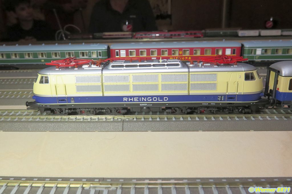 W068_E03 005, "RHEINGOLD"; DBAG; Ep. VI; Tillig_02