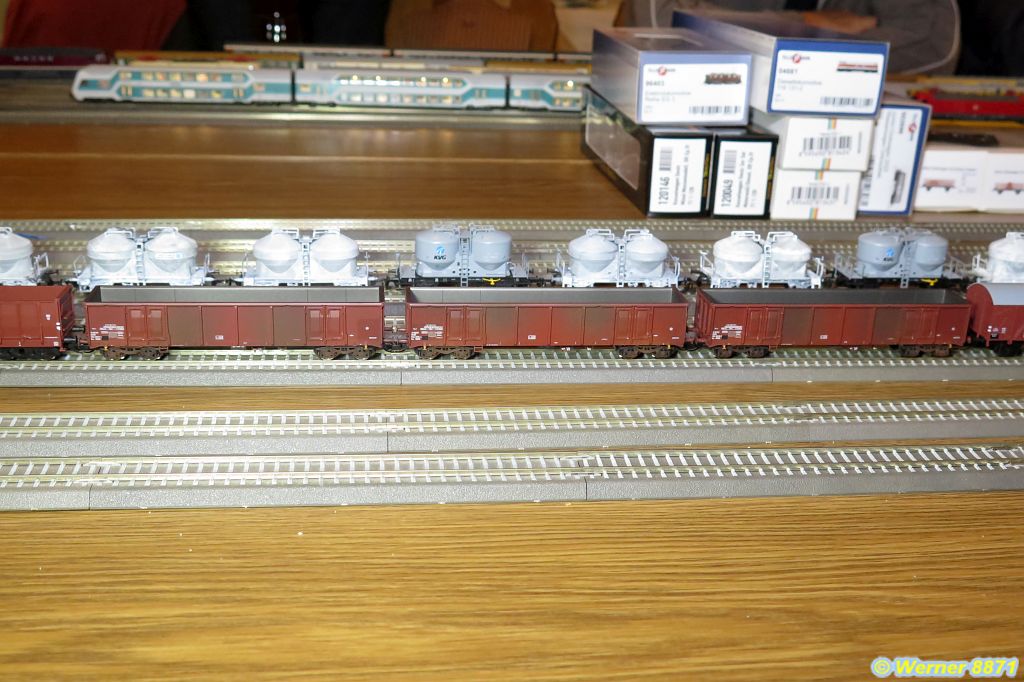 W030_Güterwg.set Eas, gealtert; DR; Ep.IV; Roco