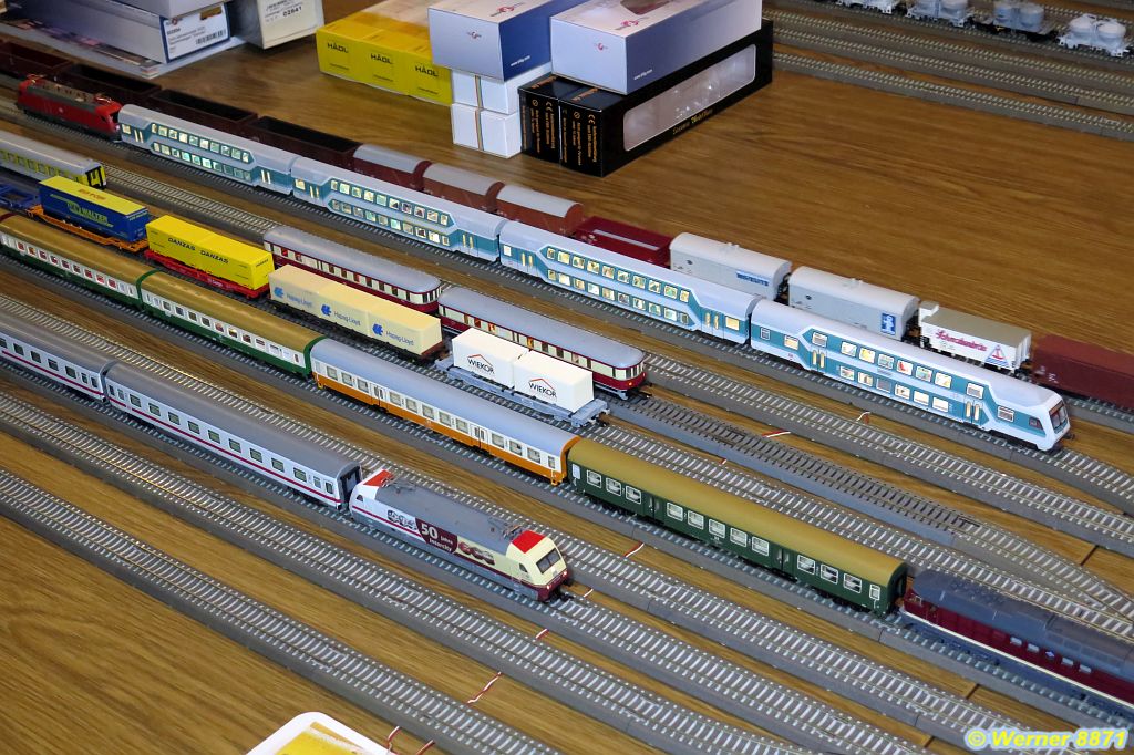 W057_Rundgang durch den Digital-Bahnhof_02