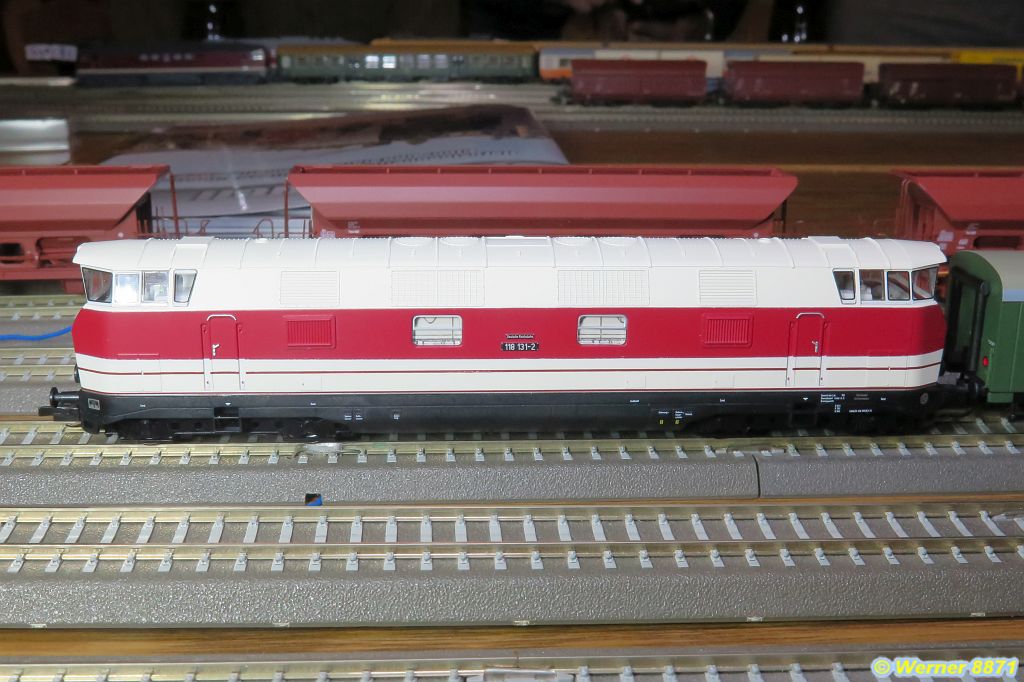 W063_BR 118 131, Glasfaserkanzel; DR; Ep. IV; Tillig_02