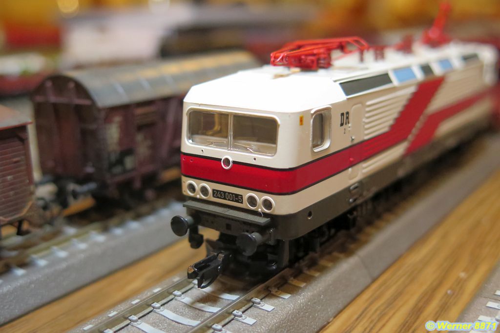 W076_BR 243 001; DR; Ep. IV; Tillig_01