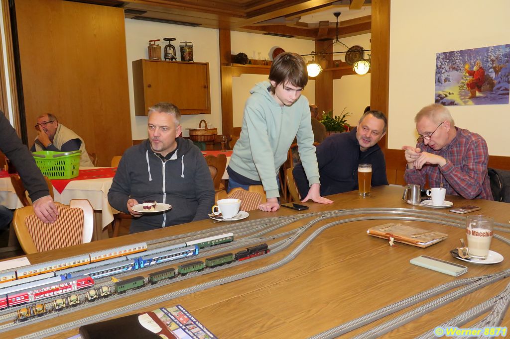 W004_Tischrundgang_04