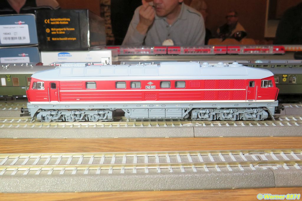 W023_BR 132 001, Messelok; DR; Ep. IV; Tillig-Club_02