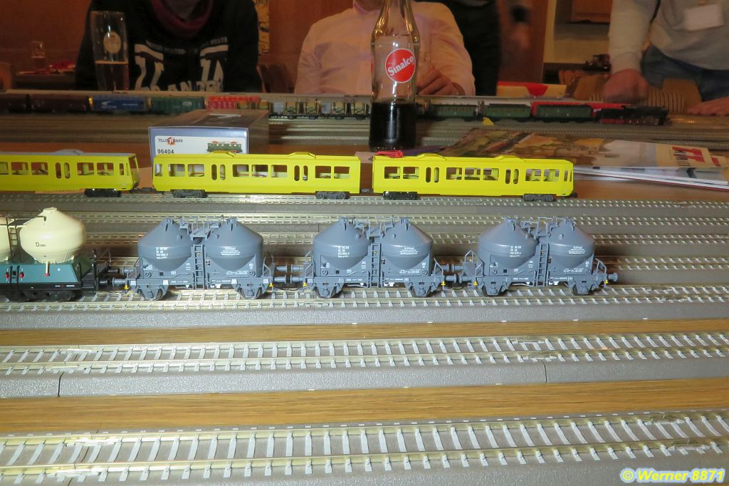 W068_Set Zementwg. dunkelgrau; DR; Ep. IV; elriwa / Tillig