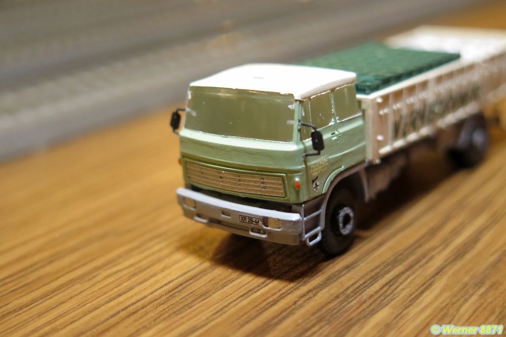 W072_LKW LIAZ 100 m. Pritsche + Ladung, "WERNESGRÜNER Bier"; Bausatz über 'hobbyschraub'_03