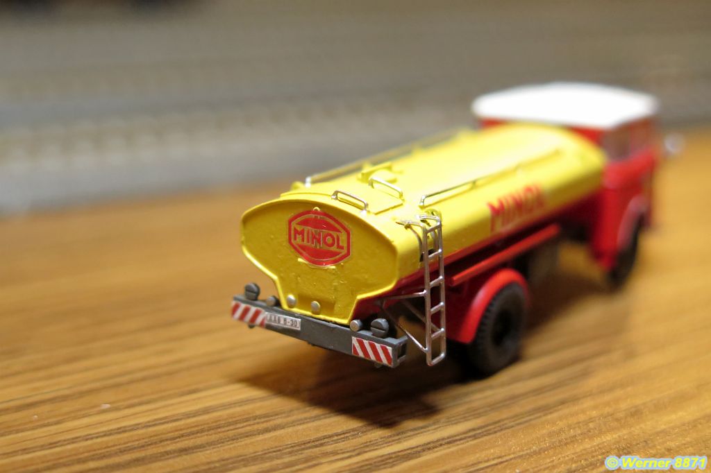 W079_LKW Skoda 706 RT AKV, "MINOL"; Bausatz über 'hobbyschraub'_03