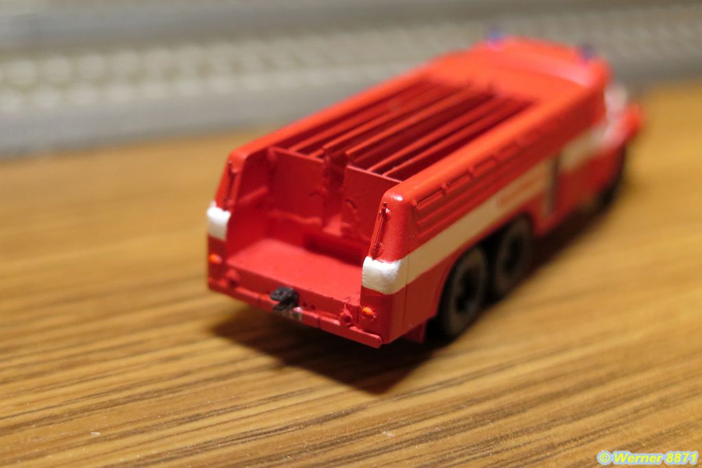 W086_LKW Tatra 138 HA-12, Schlauchwagen Feuerwehr; Bausatz über 'hobbyschraub'_04