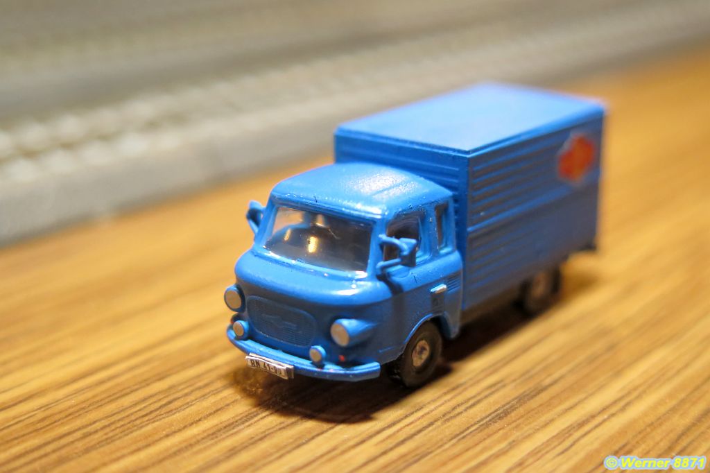 W088_Barkas B1000 m. Koffer, "FORTSCHRITT"; Bausatz über 'hobbyschraub'_02