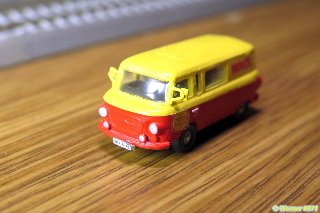 W097_Barkas Halbbus, "MINOL"; Bausatz über 'hobbyschraub'_02