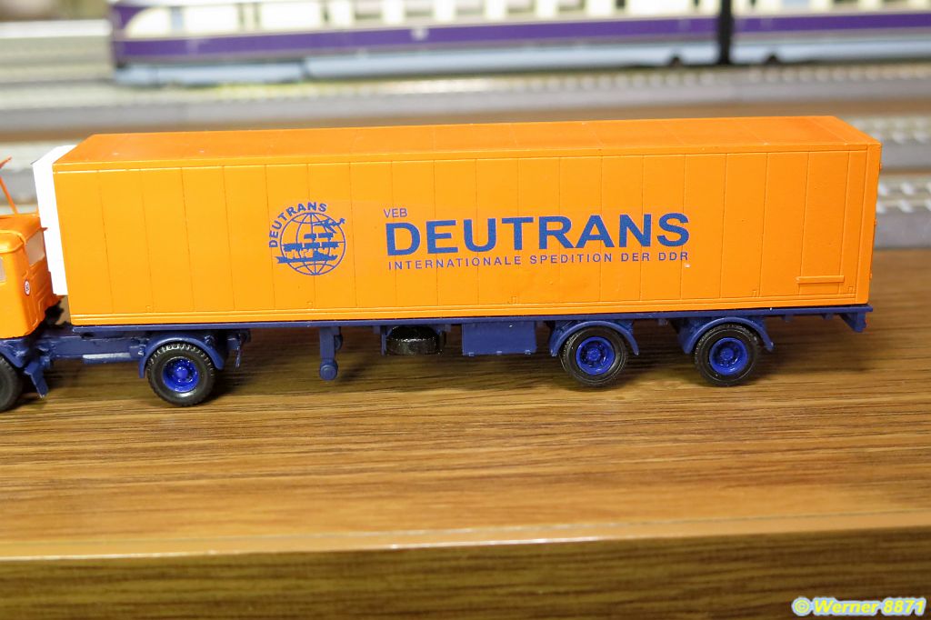 W010_VOLVO-SZM mit Sattelauflieger "DEUTRANS"; hobbyschraub_04