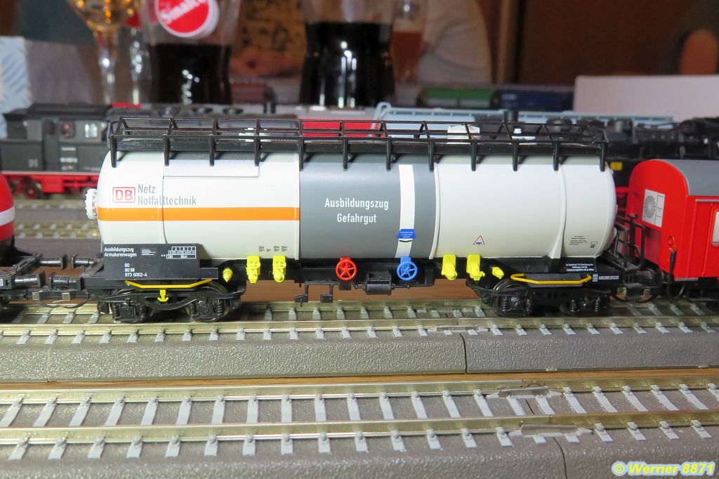 W156_Armaturenwg. aus Set "Ausbildungszug Gefahrgut"; DBAG; Ep. VI; Tillig-TT-Club_02