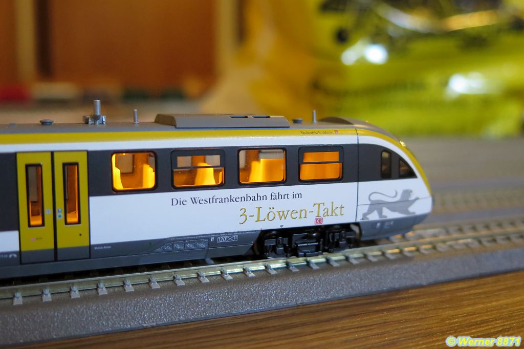 W073_Dieseltriebwg. BR 642, "3-Löwen-Takt", digital; DB Regio; Ep. VI; Tillig_06